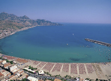 Boat rental giardini naxos